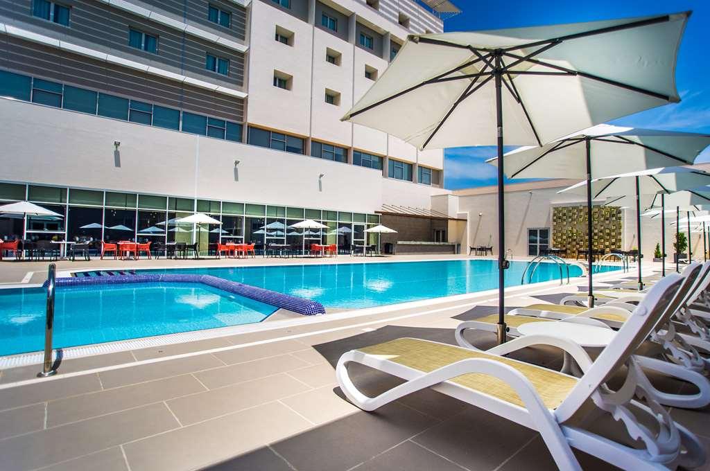 Golden Tulip Le Diplomate Hotel Котону Съоръжения снимка