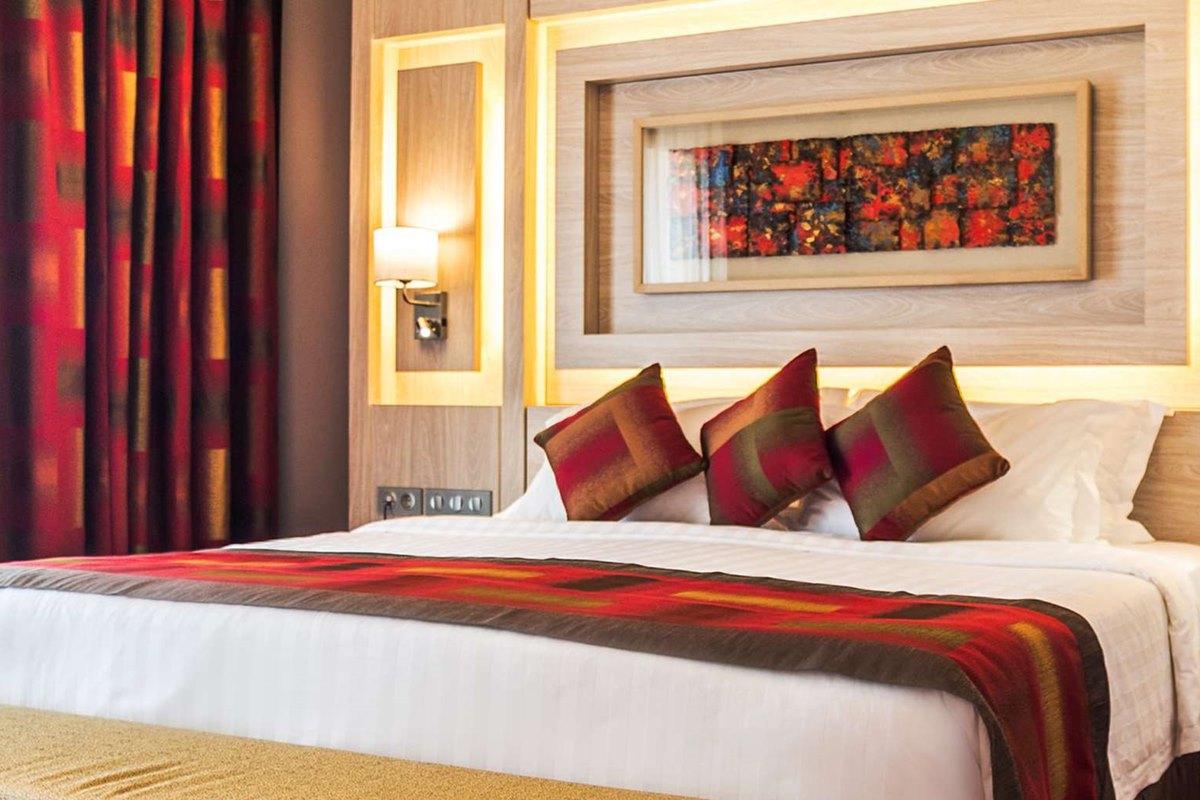 Golden Tulip Le Diplomate Hotel Котону Екстериор снимка