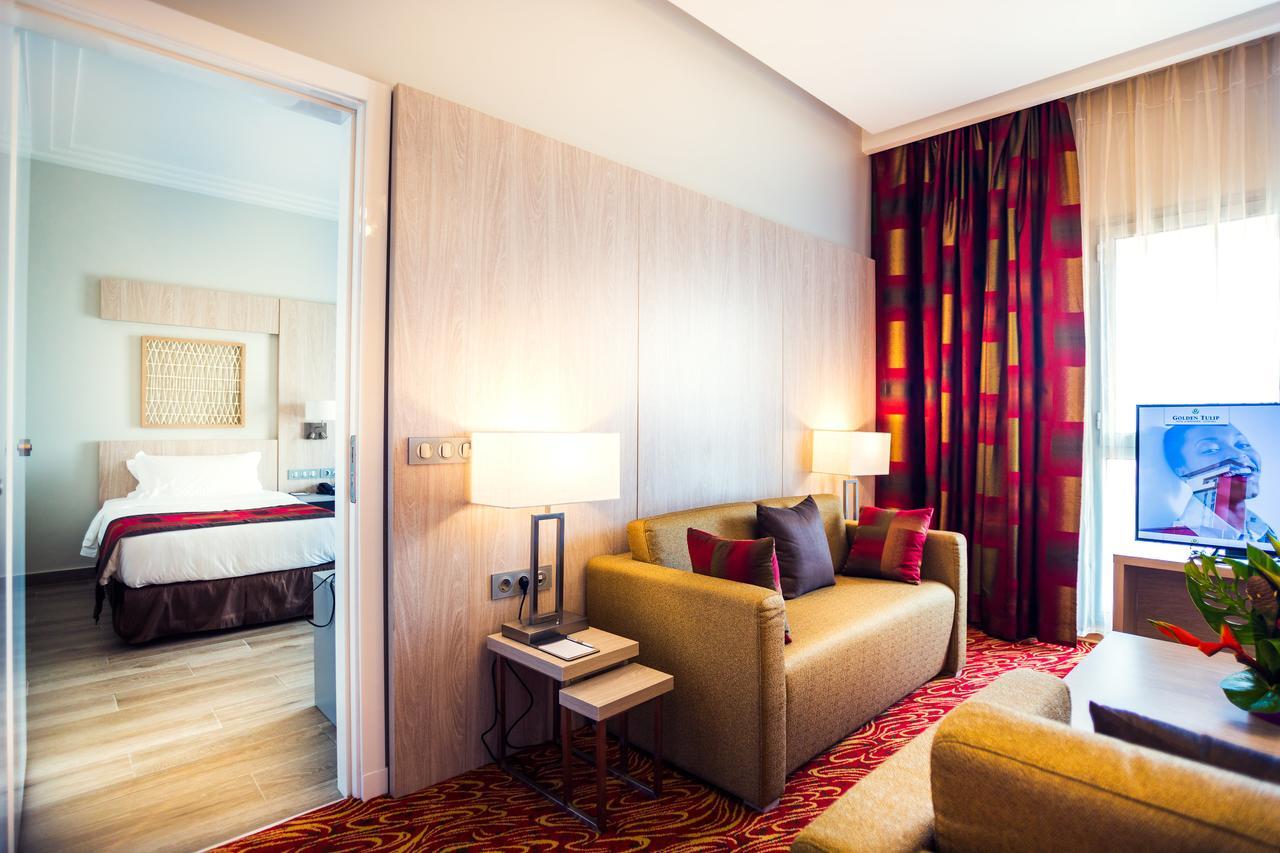 Golden Tulip Le Diplomate Hotel Котону Екстериор снимка